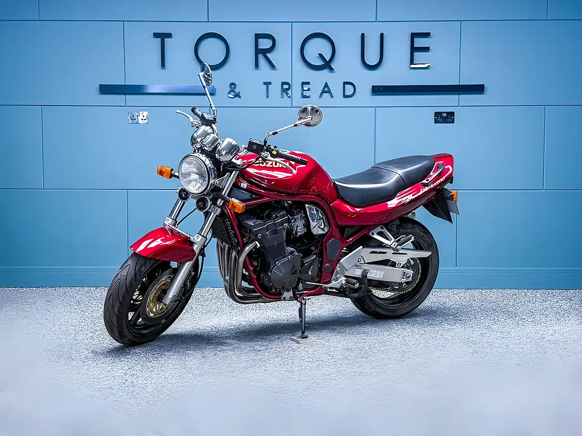 Used 1998 Suzuki Bandit 1200 N Red - Interior and Exterior details 9