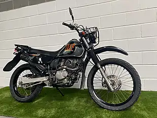 Used 1998 Suzuki df200e Grey - Interior and Exterior details 3