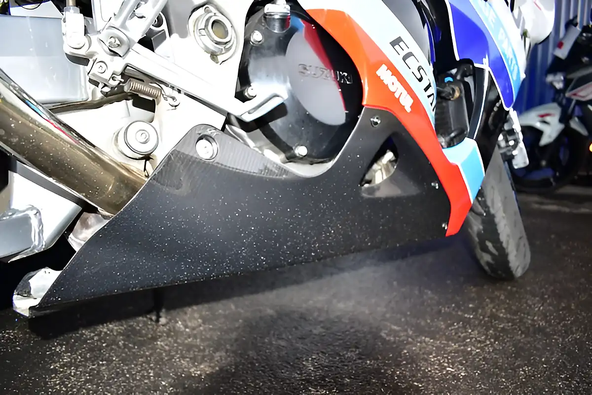 Used 1998 Suzuki Tl 1000 R White - Interior and Exterior details 10