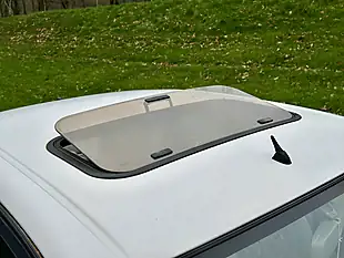 Used 1998 Toyota Corolla Sportif White - Interior and Exterior details 5