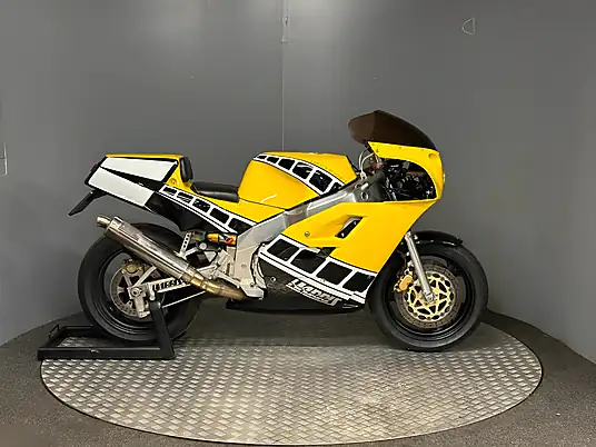 1998 Yamaha FZR1000 Classic