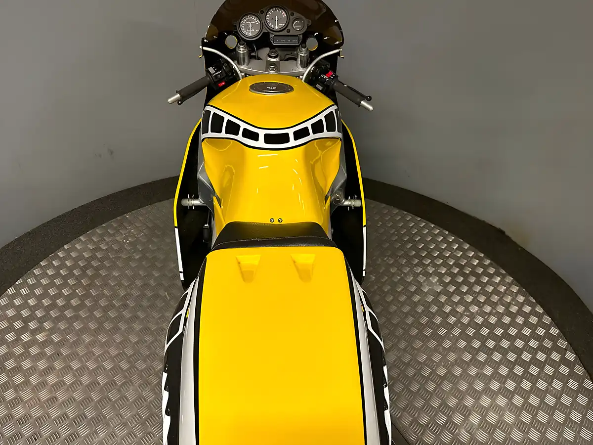 Used 1998 Yamaha FZR1000 Classic Yellow - Interior and Exterior details 4