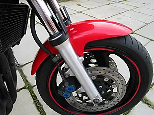 Used 1998 Yamaha FZS600 Fazer Red - Interior and Exterior details 15