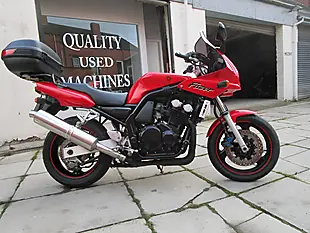 Used 1998 Yamaha FZS600 Fazer Red - Interior and Exterior details 2