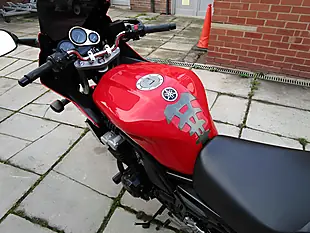 Used 1998 Yamaha FZS600 Fazer Red - Interior and Exterior details 10