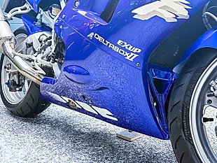 Used 1998 Yamaha R1 4XV Blue - Interior and Exterior details 12
