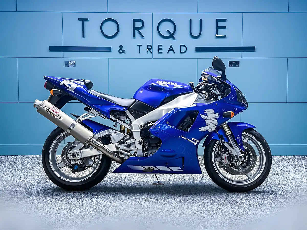 Used 1998 Yamaha R1 4XV Blue - Interior and Exterior details 2