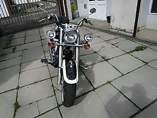 Used 1998 Yamaha XVS650A Dragstar Classi Black/White - Interior and Exterior details 7