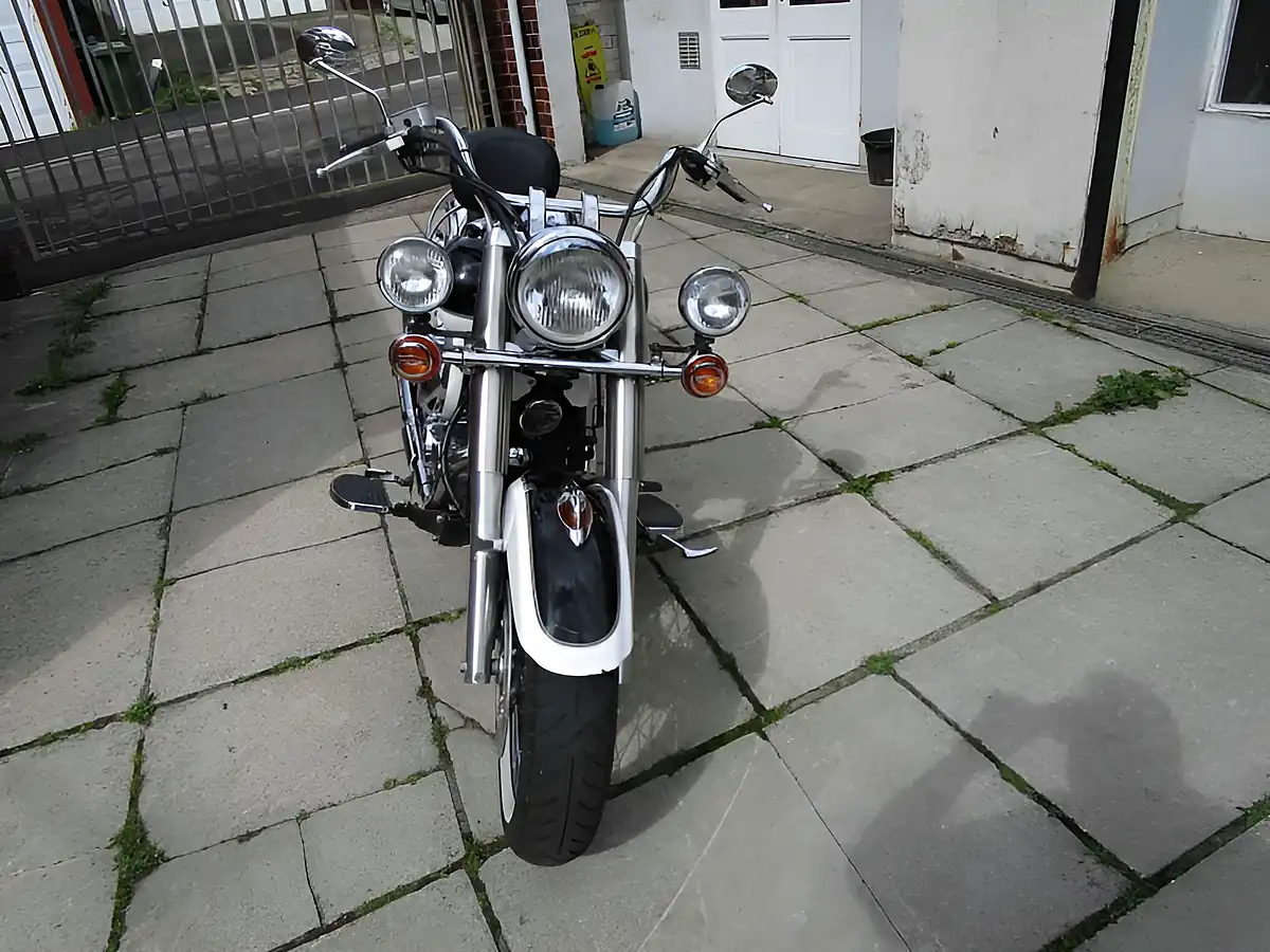 Used 1998 Yamaha XVS650A Dragstar Classi Black/White - Interior and Exterior details 7