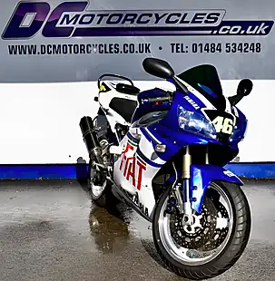 Used 1998 Yamaha Yzf R1 Rossi Replica Blue - Interior and Exterior details 3