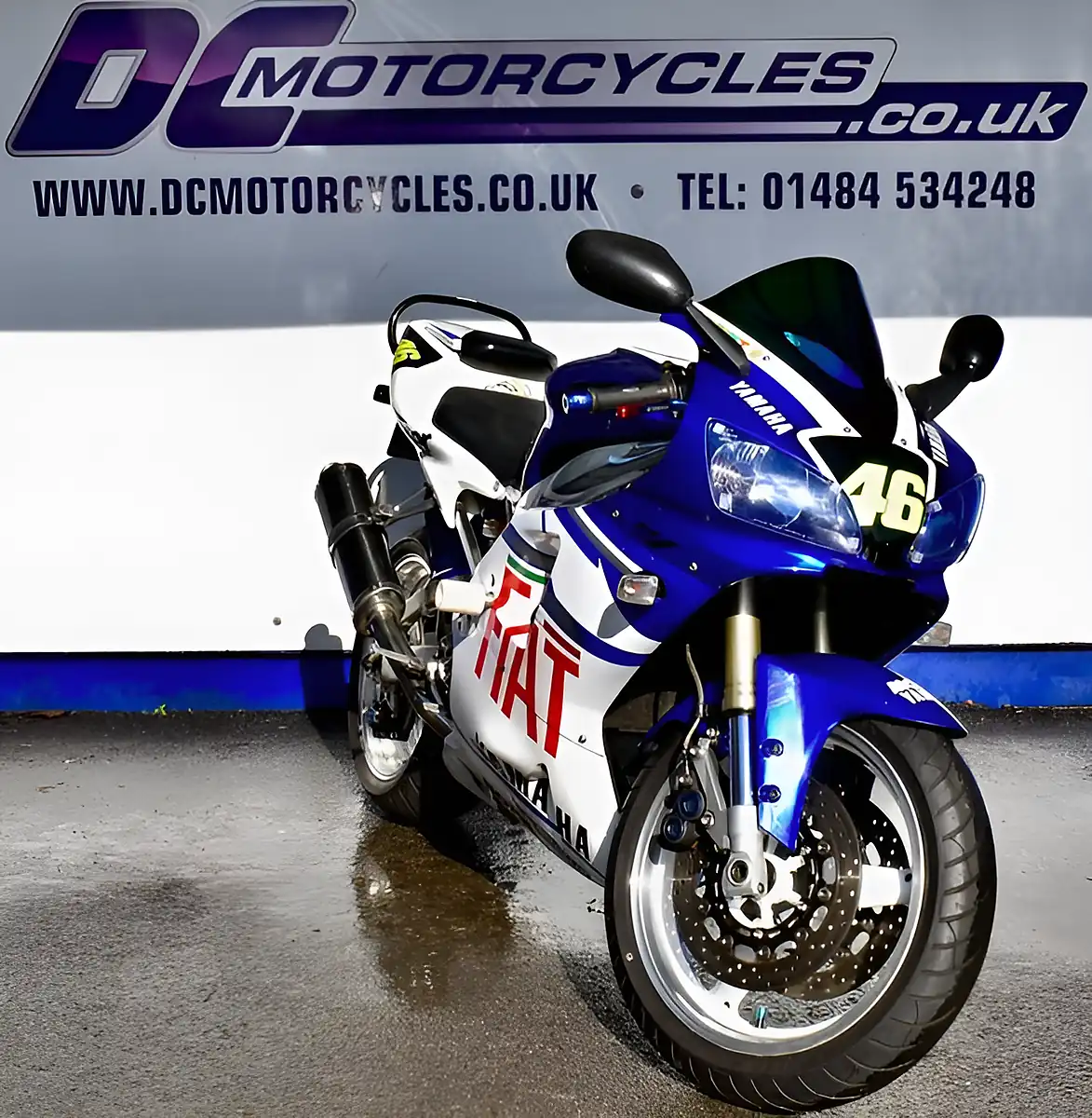 Used 1998 Yamaha Yzf R1 Rossi Replica Blue - Interior and Exterior details 3