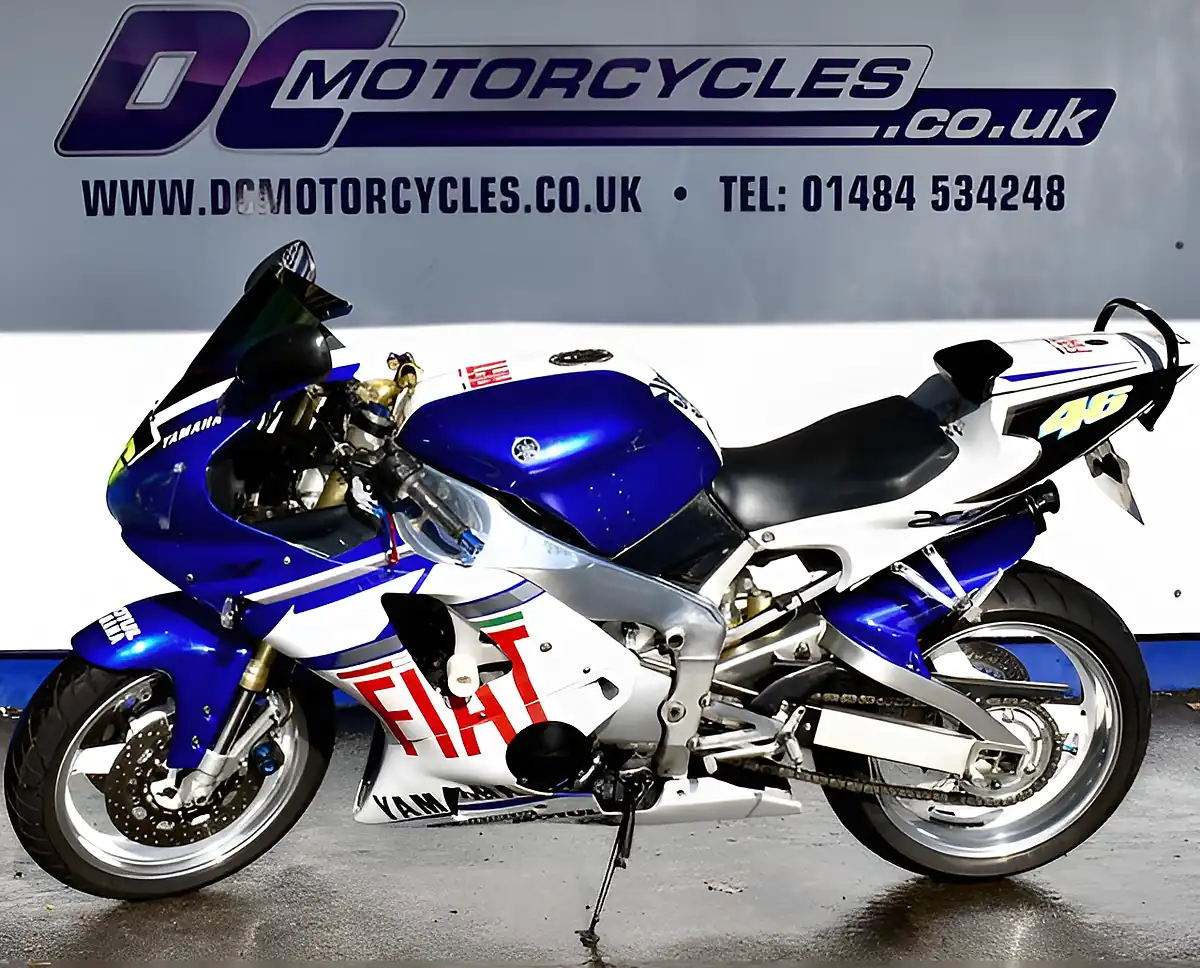 Used 1998 Yamaha Yzf R1 Rossi Replica Blue - Interior and Exterior details 6