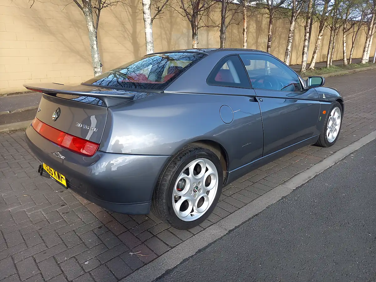 Used 1999 Alfa Romeo Gtv Grey Metallic - Interior and Exterior details 5