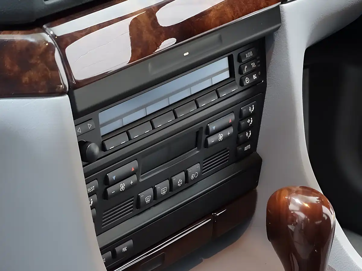 Used 1999 BMW 7 Series 728i Grey - Interior and Exterior details 10