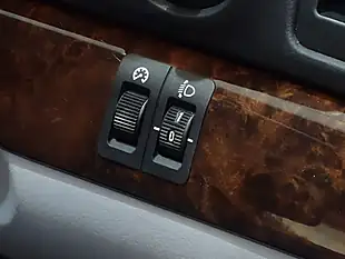 Used 1999 BMW 7 Series 728i Grey - Interior and Exterior details 17