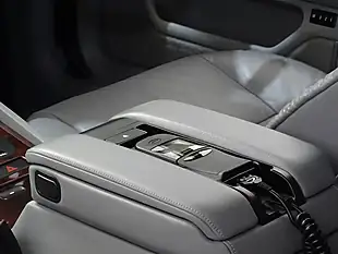 Used 1999 BMW 7 Series 728i Grey - Interior and Exterior details 18