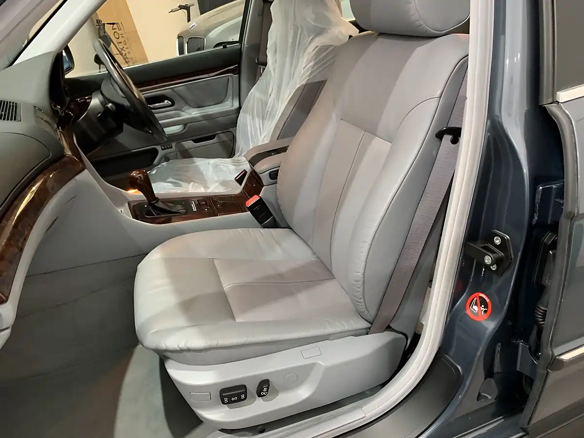 Used 1999 BMW 7 Series 728i Grey - Interior and Exterior details 8