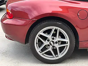 Used 1999 BMW Z3 Roadster 2dr Red - Interior and Exterior details 7