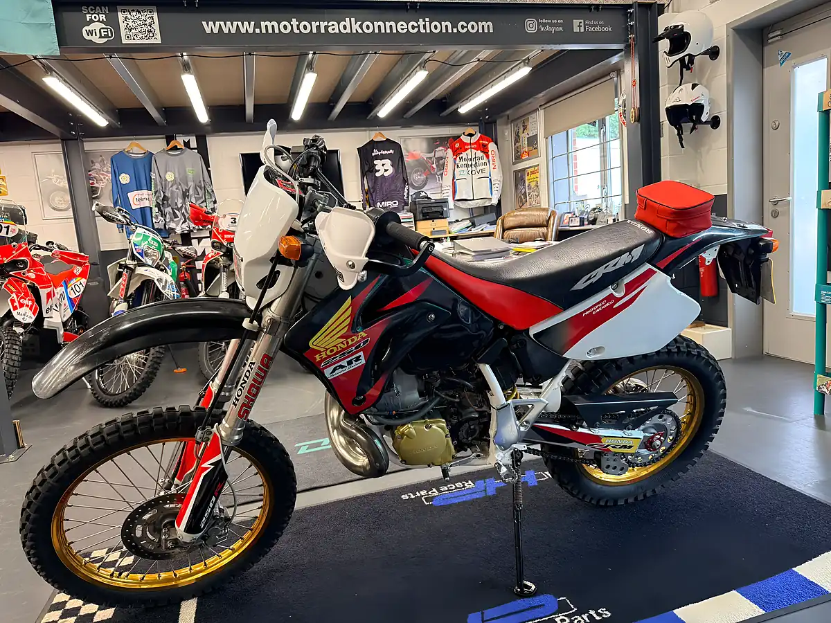 Used 1999 Honda CRM250AR - Interior and Exterior details 11