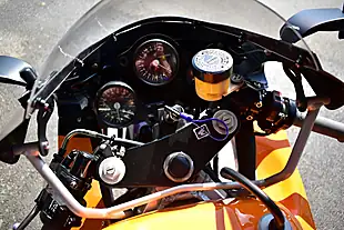 Used 1999 Honda VFR400 NC30 Multicolour - Interior and Exterior details 18