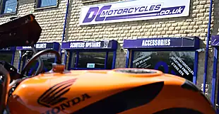 Used 1999 Honda VFR400 NC30 Multicolour - Interior and Exterior details 20