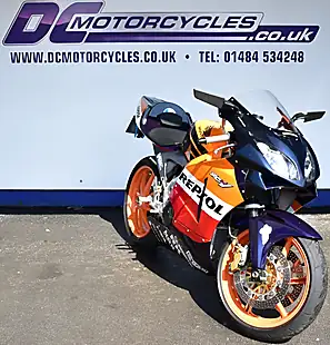 Used 1999 Honda VFR400 NC30 Multicolour - Interior and Exterior details 3
