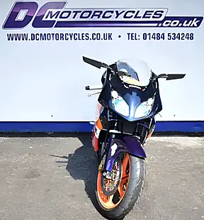 Used 1999 Honda VFR400 NC30 Multicolour - Interior and Exterior details 4