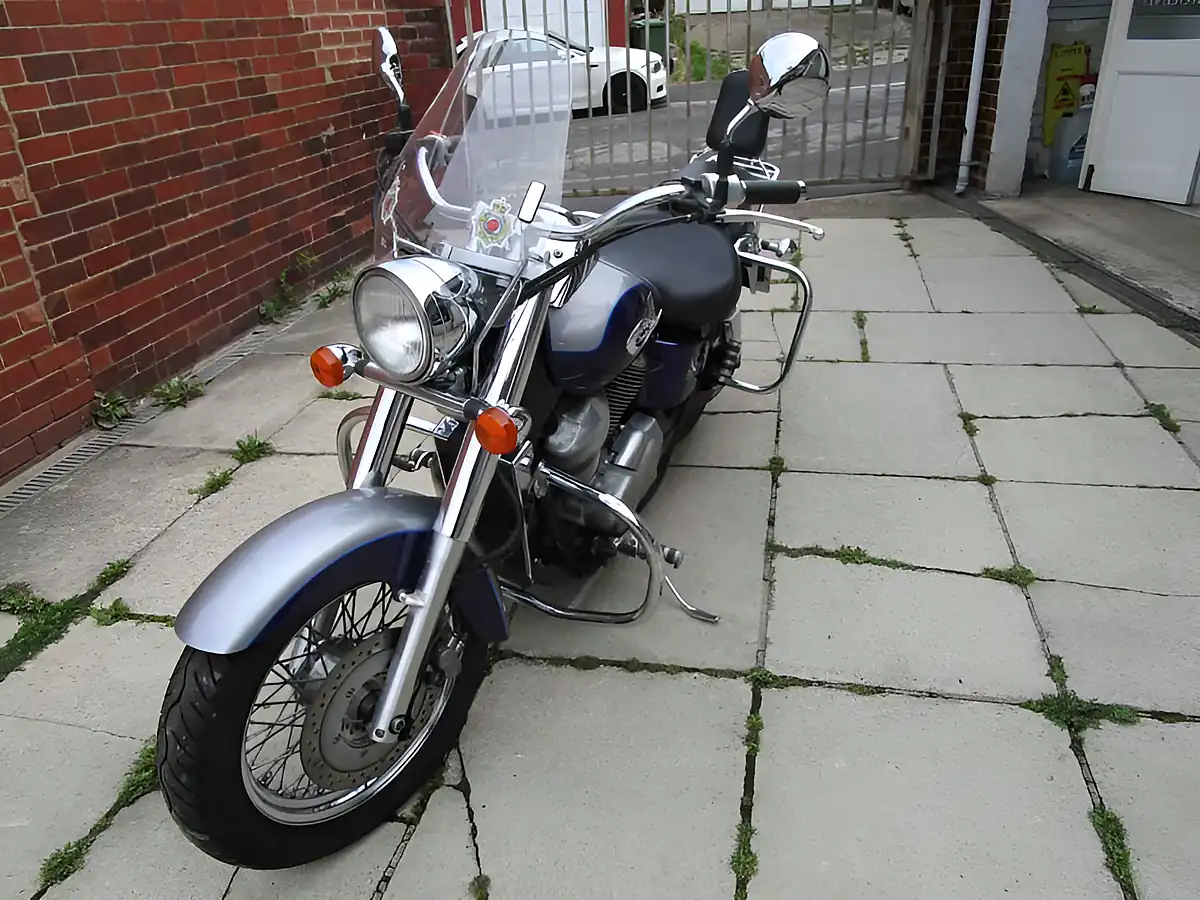 Used 1999 Honda Vt 750 Cruiser Cruiser Purple - Interior and Exterior details 11