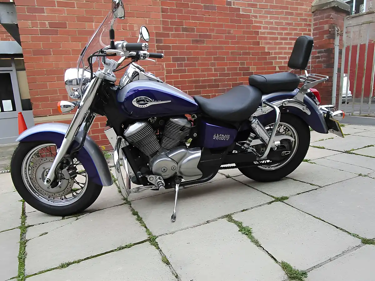 Used 1999 Honda Vt 750 Cruiser Cruiser Purple - Interior and Exterior details 3