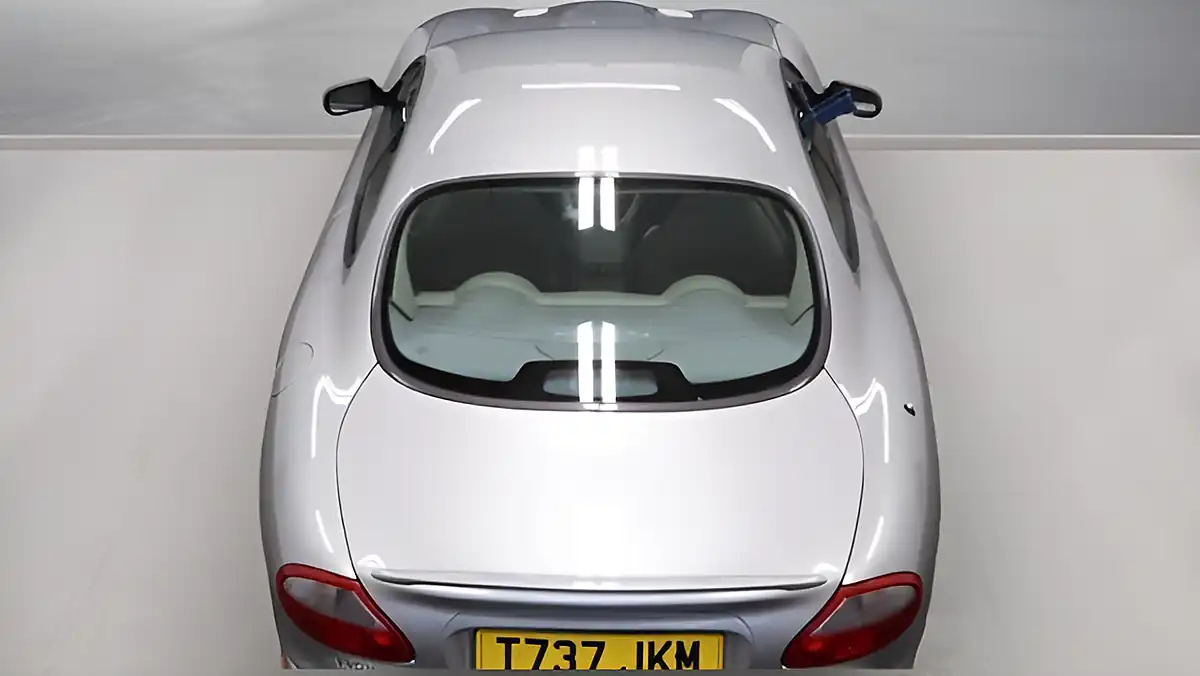 Used 1999 Jaguar Xkr Leather Classic Silver - Interior and Exterior details 11