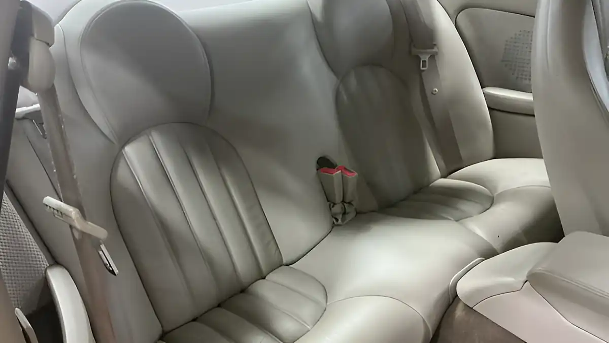 Used 1999 Jaguar Xkr Leather Classic Silver - Interior and Exterior details 6