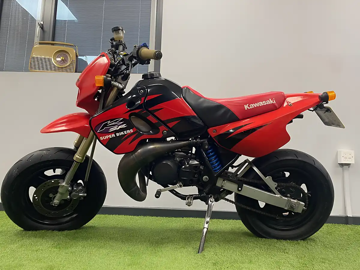 Used 1999 Kawasaki KSR80 Red - Interior and Exterior details 9