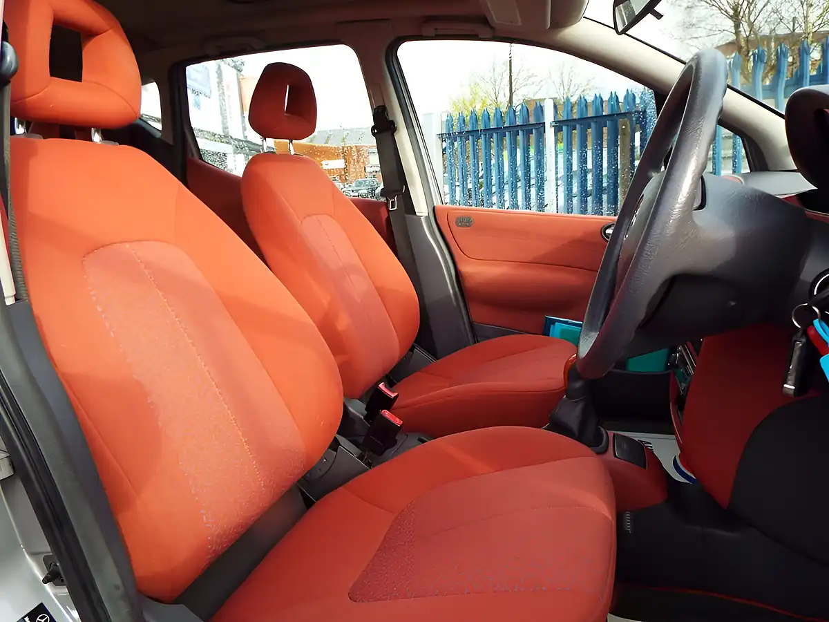 Used 1999 Mercedes-Benz a Class Classic Silver - Interior and Exterior details 10