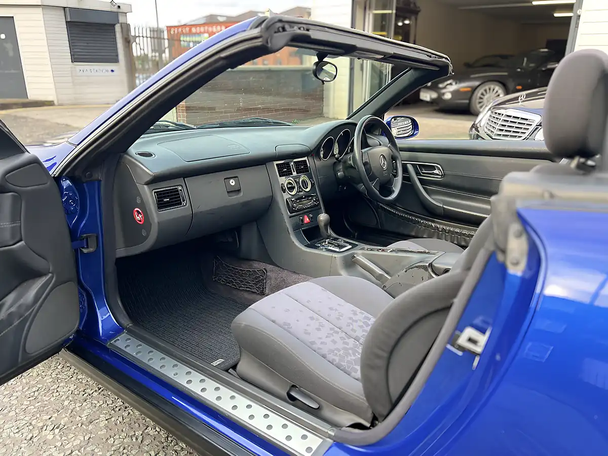 Used 1999 Mercedes-Benz Slk Blue - Interior and Exterior details 13