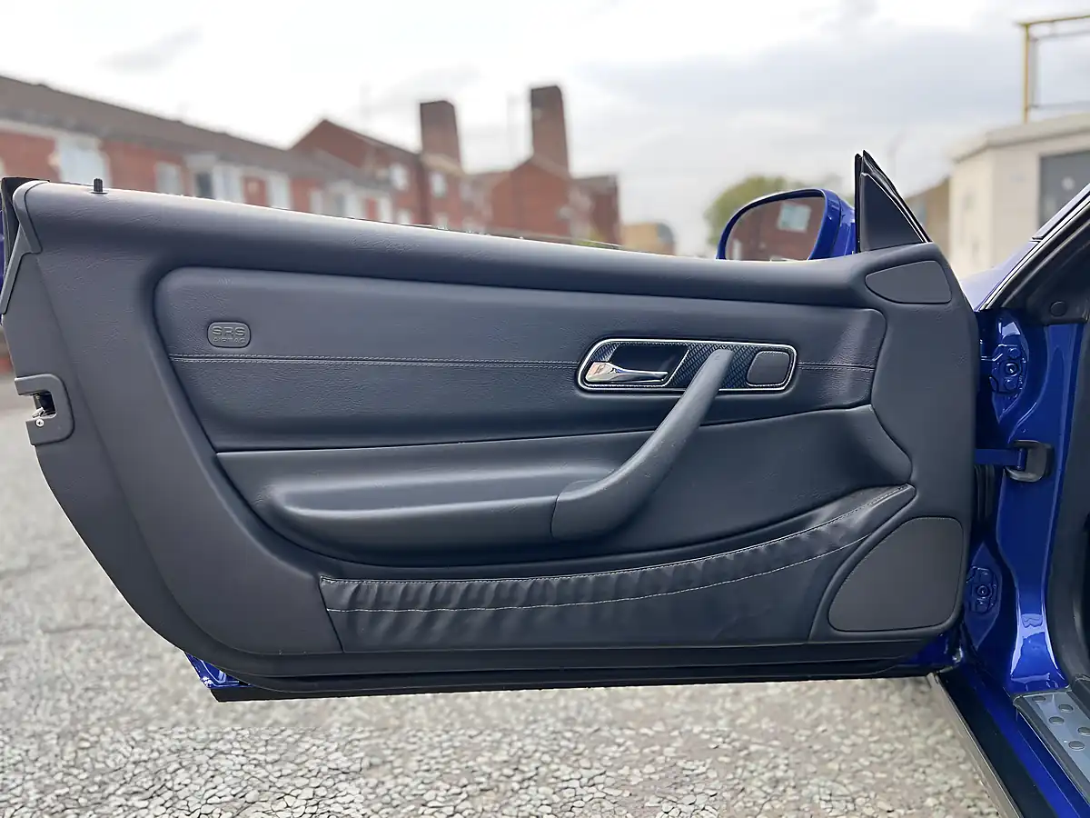 Used 1999 Mercedes-Benz Slk Blue - Interior and Exterior details 16