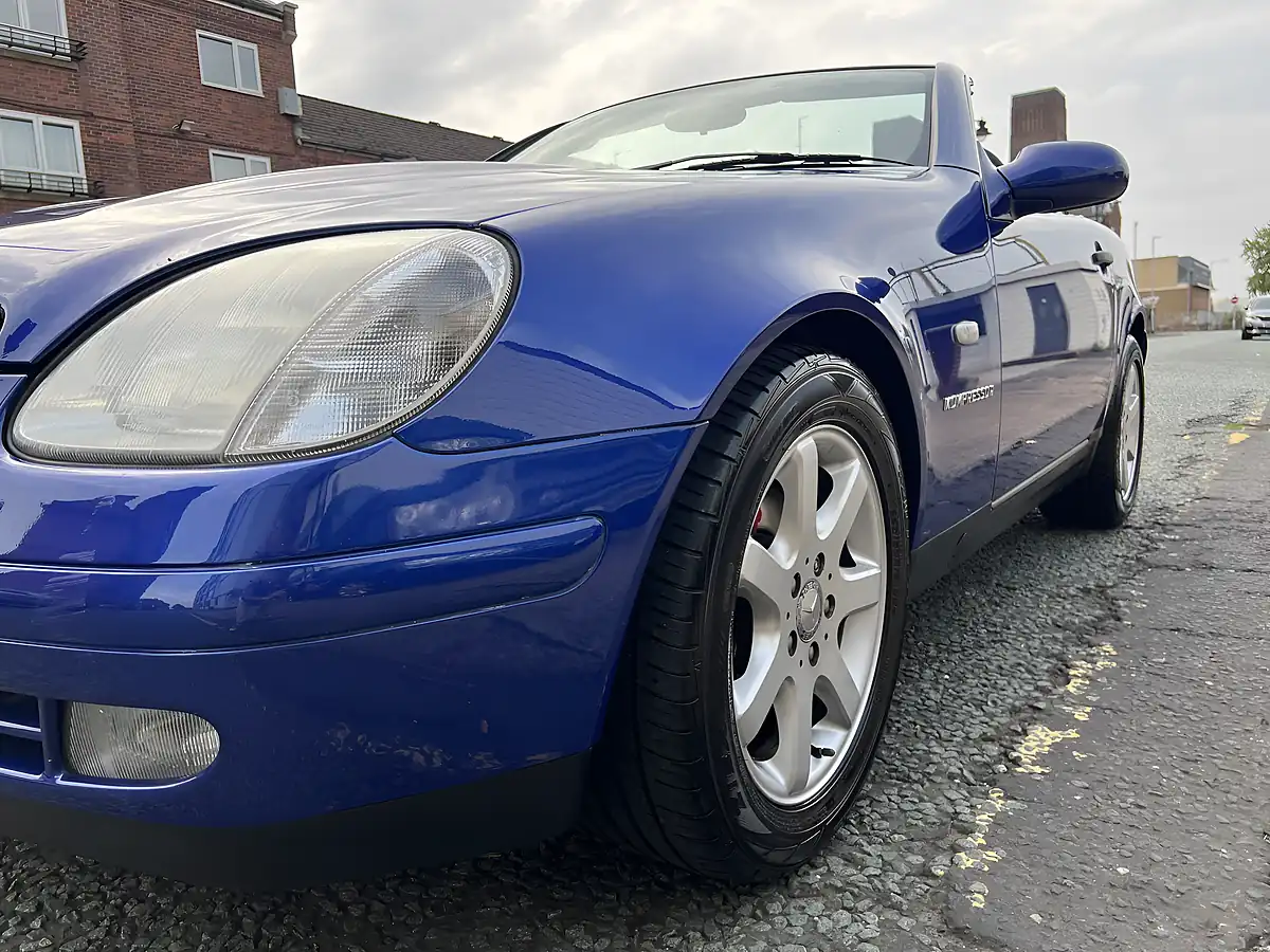 Used 1999 Mercedes-Benz Slk Blue - Interior and Exterior details 18