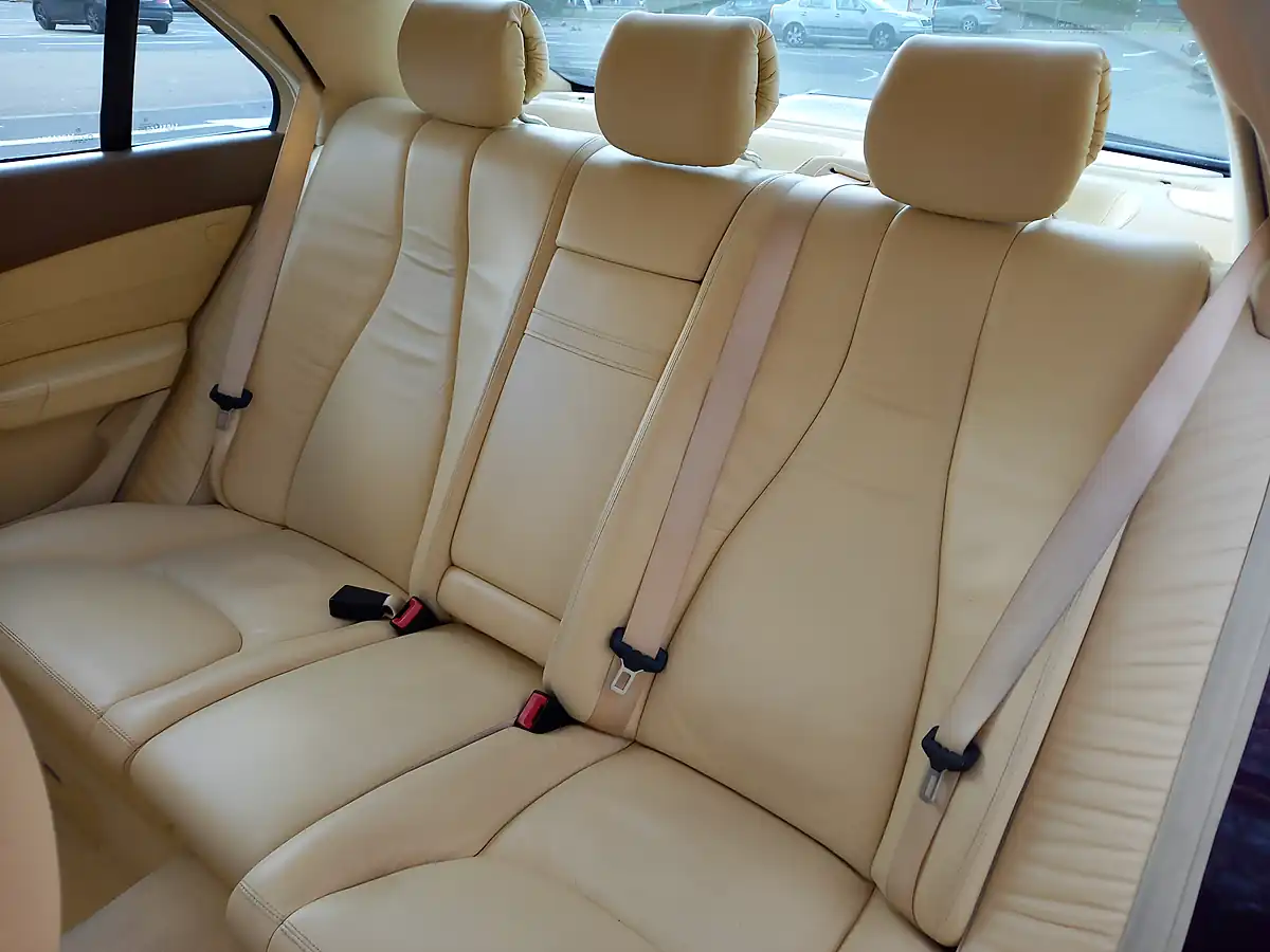 Used 1999 Mercedes S Class 4dr - Interior and Exterior details 6