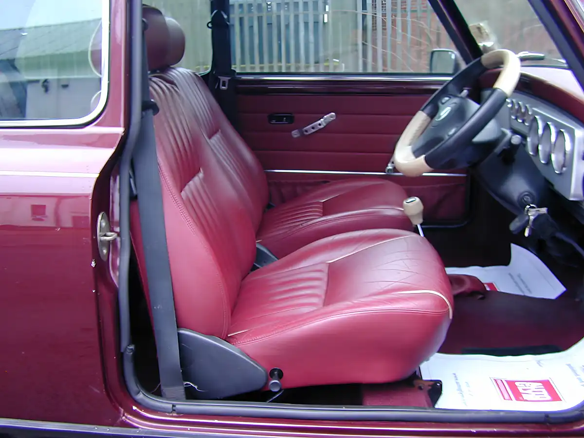 Used 1999 Rover MINI Classic Cooper 40th Anniversary Ltd Ed Mulberry Red - Interior and Exterior details 15