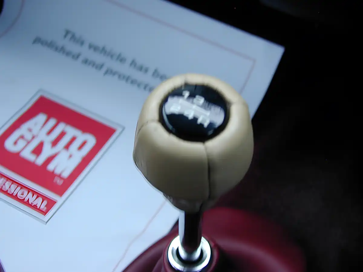 Used 1999 Rover MINI Classic Cooper 40th Anniversary Ltd Ed Mulberry Red - Interior and Exterior details 16