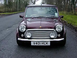 Used 1999 Rover MINI Classic Cooper 40th Anniversary Ltd Ed Mulberry Red - Interior and Exterior details 4