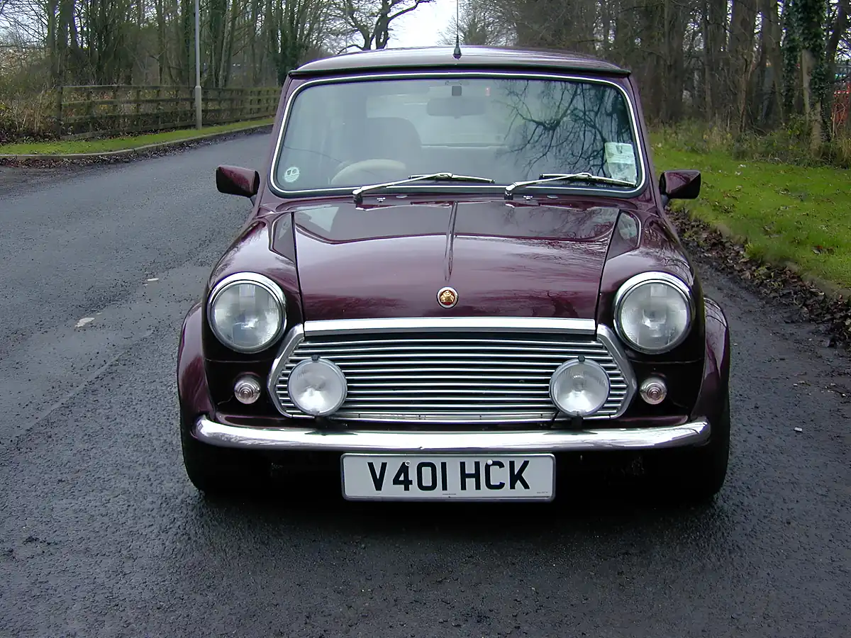Used 1999 Rover MINI Classic Cooper 40th Anniversary Ltd Ed Mulberry Red - Interior and Exterior details 4