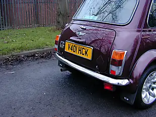 Used 1999 Rover MINI Classic Cooper 40th Anniversary Ltd Ed Mulberry Red - Interior and Exterior details 9