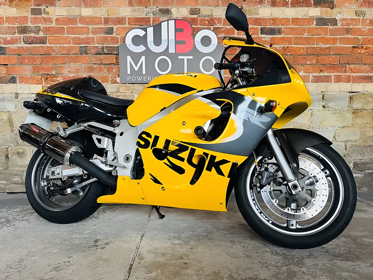 Used 1999 Suzuki GSXR600 Srad Yellow - Front View