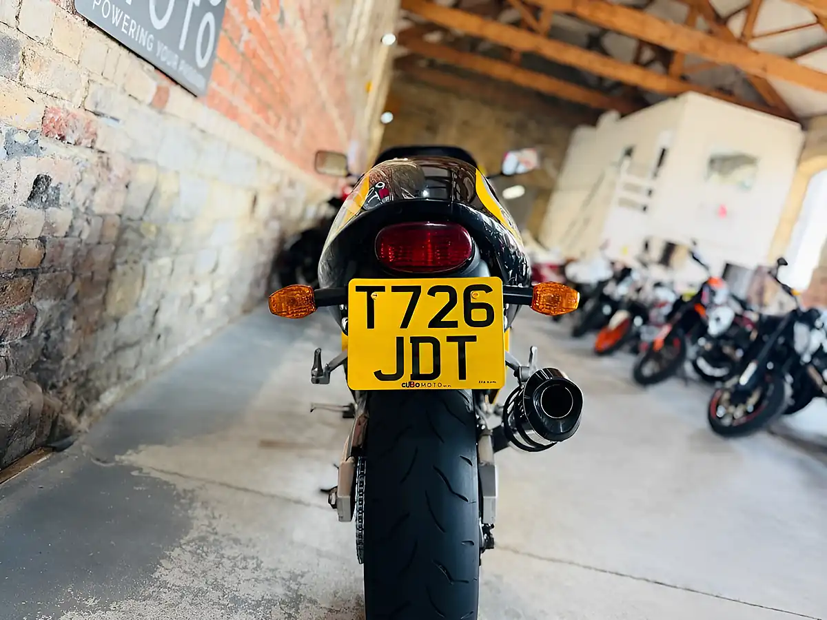 Used 1999 Suzuki GSXR600 Srad Yellow - Interior and Exterior details 18
