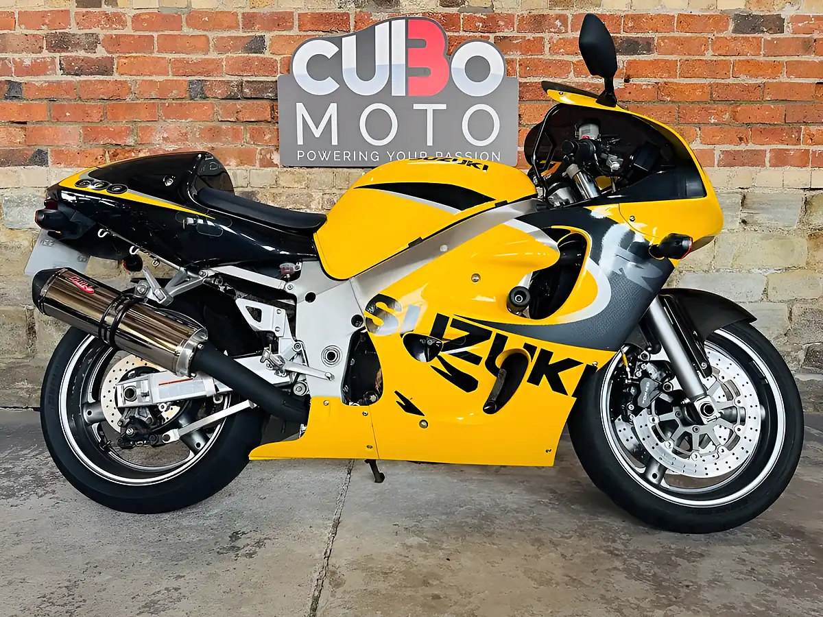 Used 1999 Suzuki GSXR600 Srad Yellow - Interior and Exterior details 2