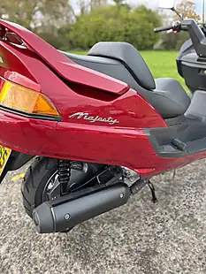 Used 1999 Yamaha Majesty - Interior and Exterior details 5