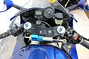 Used 1999 Yamaha R1 Blue - Interior and Exterior details 11