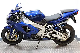 Used 1999 Yamaha R1 Blue - Interior and Exterior details 12