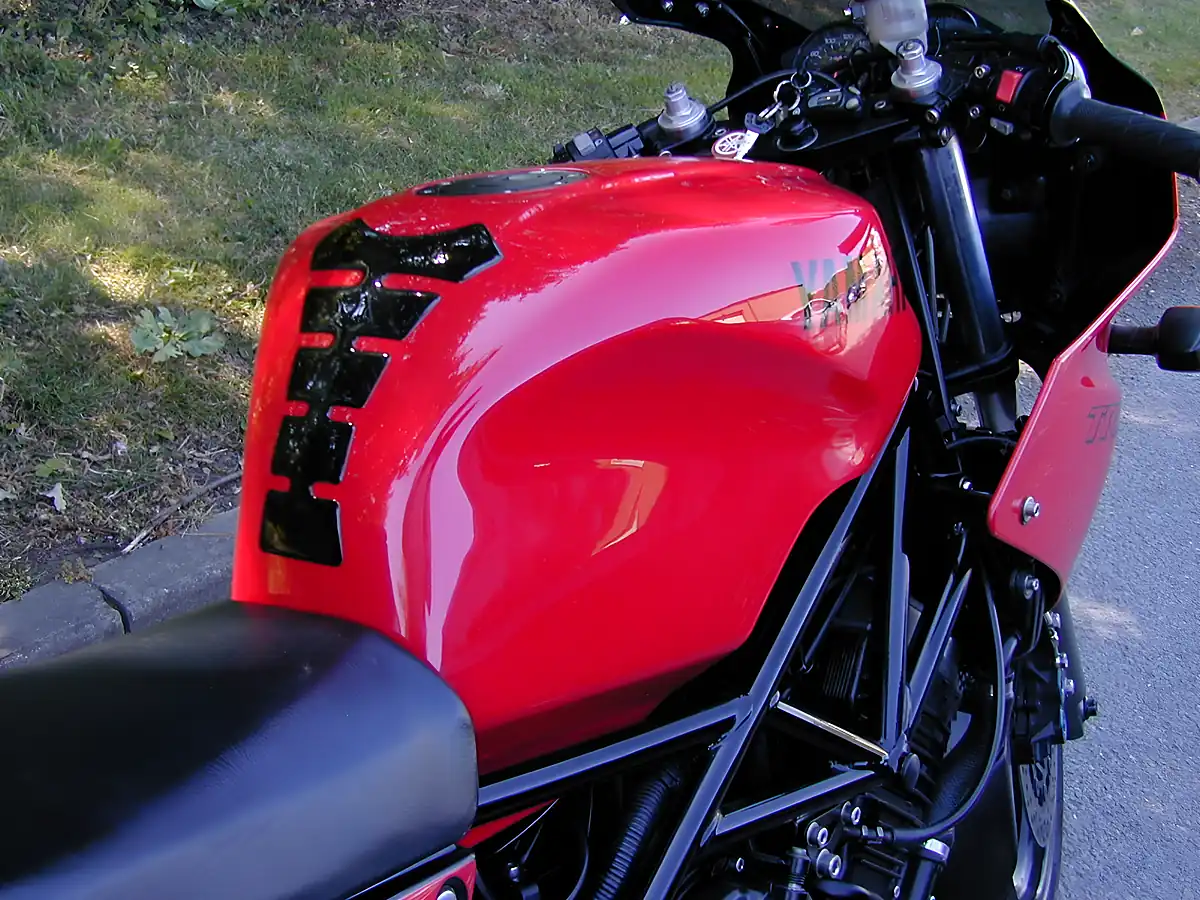 Used 1999 Yamaha TRX850 Red - Interior and Exterior details 11