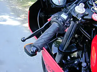 Used 1999 Yamaha TRX850 Red - Interior and Exterior details 17